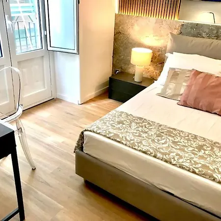 Dibi's Charming House Centro Di Catania! 公寓