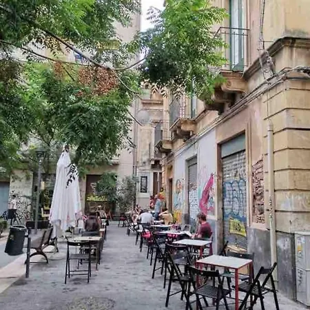 Lägenhet Dibi's Charming House Centro Di Catania! *