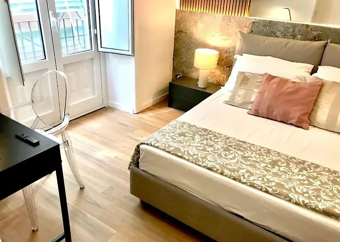 Dibi's Charming House Centro Di Catania! Lejlighed